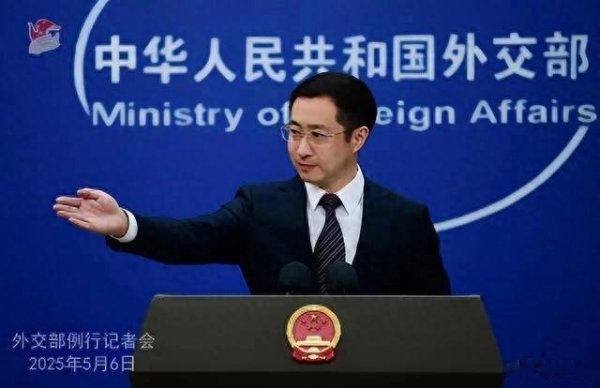 凡资配 特朗普突然撤换对华鹰派 这是示好还是另有隐情