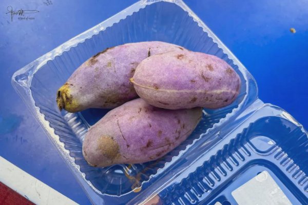 一直牛配资 终于在贵州吃到“八月炸”了，怎么可以甜得这么纯粹，太美味啦！